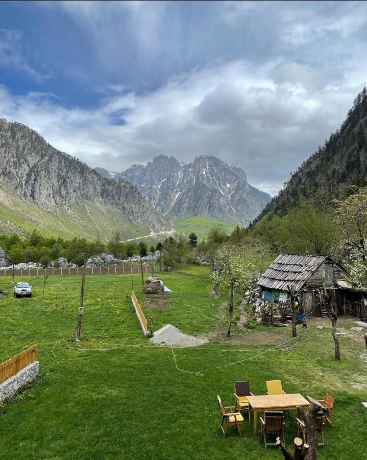 Guesthouse Mehmeti Валбона Экстерьер фото
