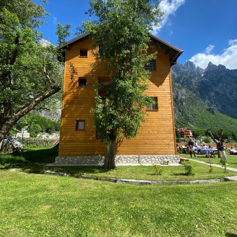 Guesthouse Mehmeti Валбона Экстерьер фото