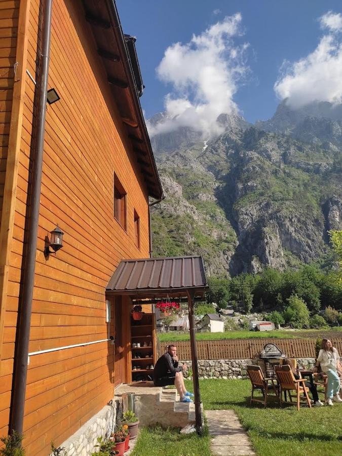 Guesthouse Mehmeti Валбона Экстерьер фото