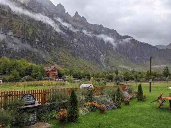 Guesthouse Mehmeti Валбона Экстерьер фото